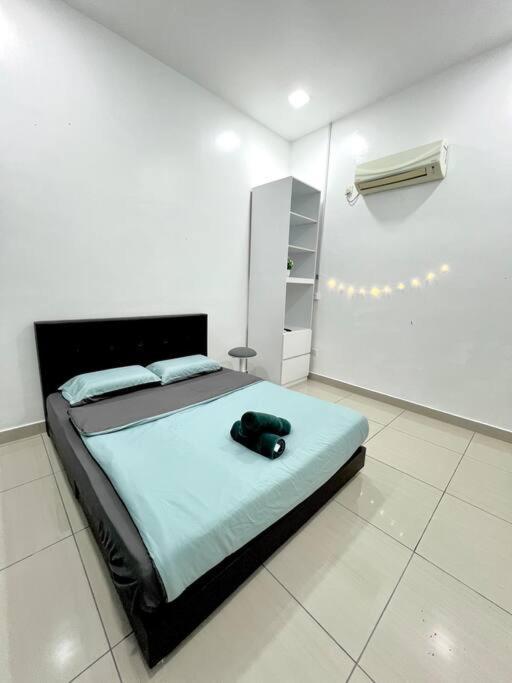 A1501 Manhattan Austin 3queen Bed Netflix By *