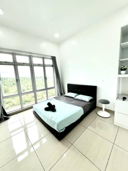A1501 Manhattan Austin 3queen Bed Netflix By * Johor Bahru